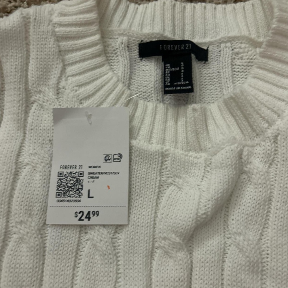 Forever 21 Ivory Cable Knit Pullover